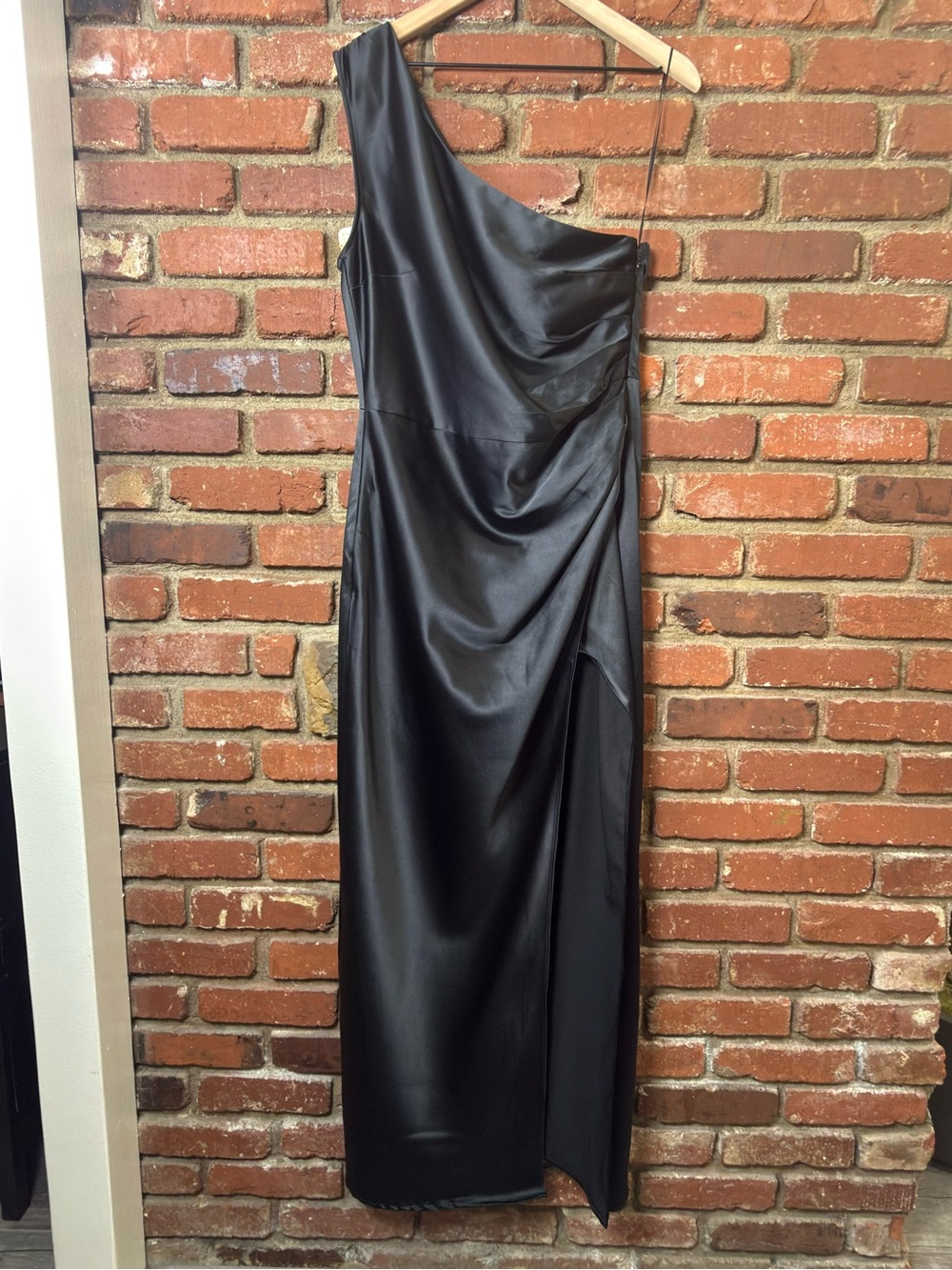Anthropologie BHLDN One-Shoulder Satin Side Slit Maxi Dress Large Formal Flaw